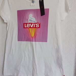 Women's Levi tshirt